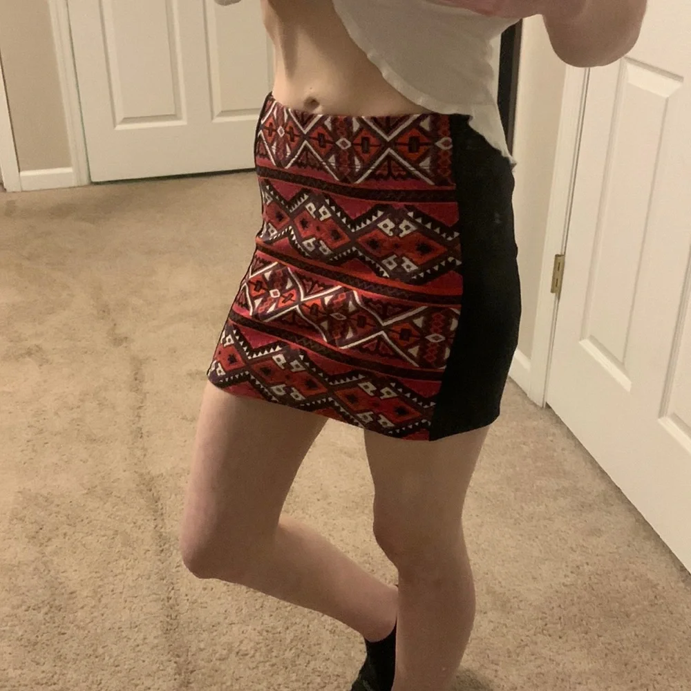 Thick pencil skirt - Picture 1 of 3
